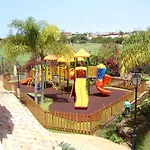 Mandi Golf Отель