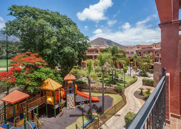 Mandi Golf فندق 4*